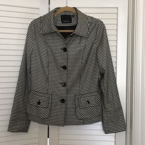 Like new! Beautiful CARLISLE jacket